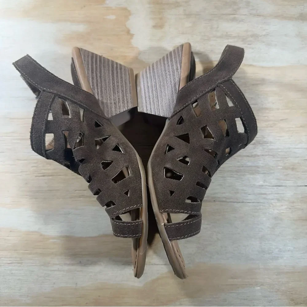 Boc Dixie Slingback Brown Sandals Women's Size 6